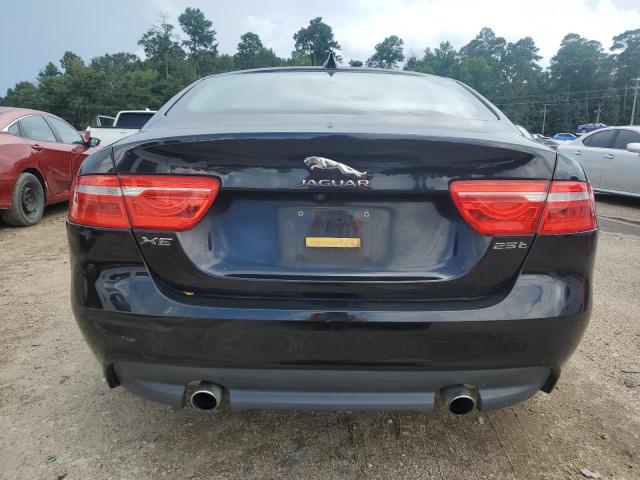 2017 JAGUAR XE SAJAR4BG7HA976148