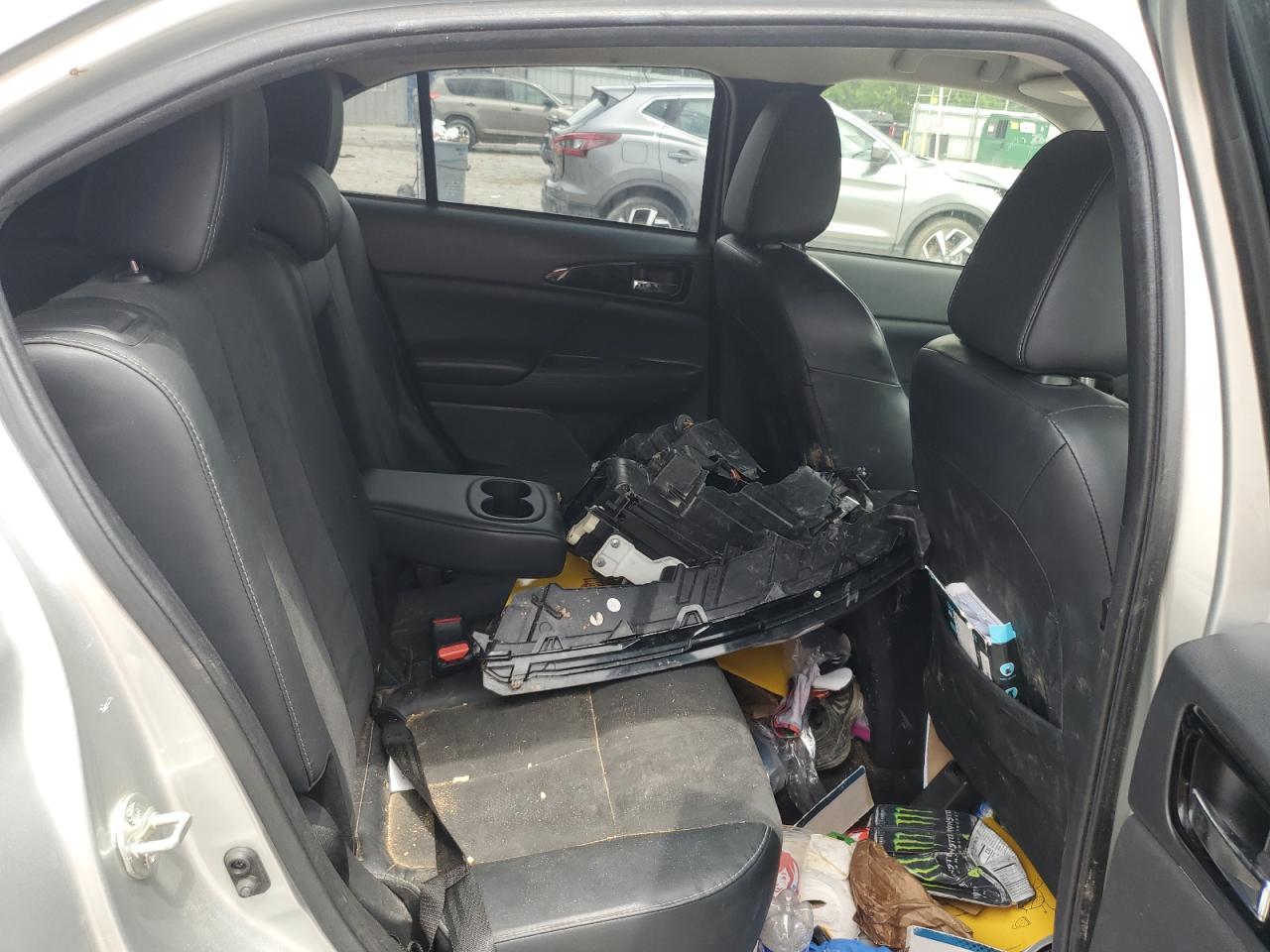 MITSUBISHI ECLIPSE SE