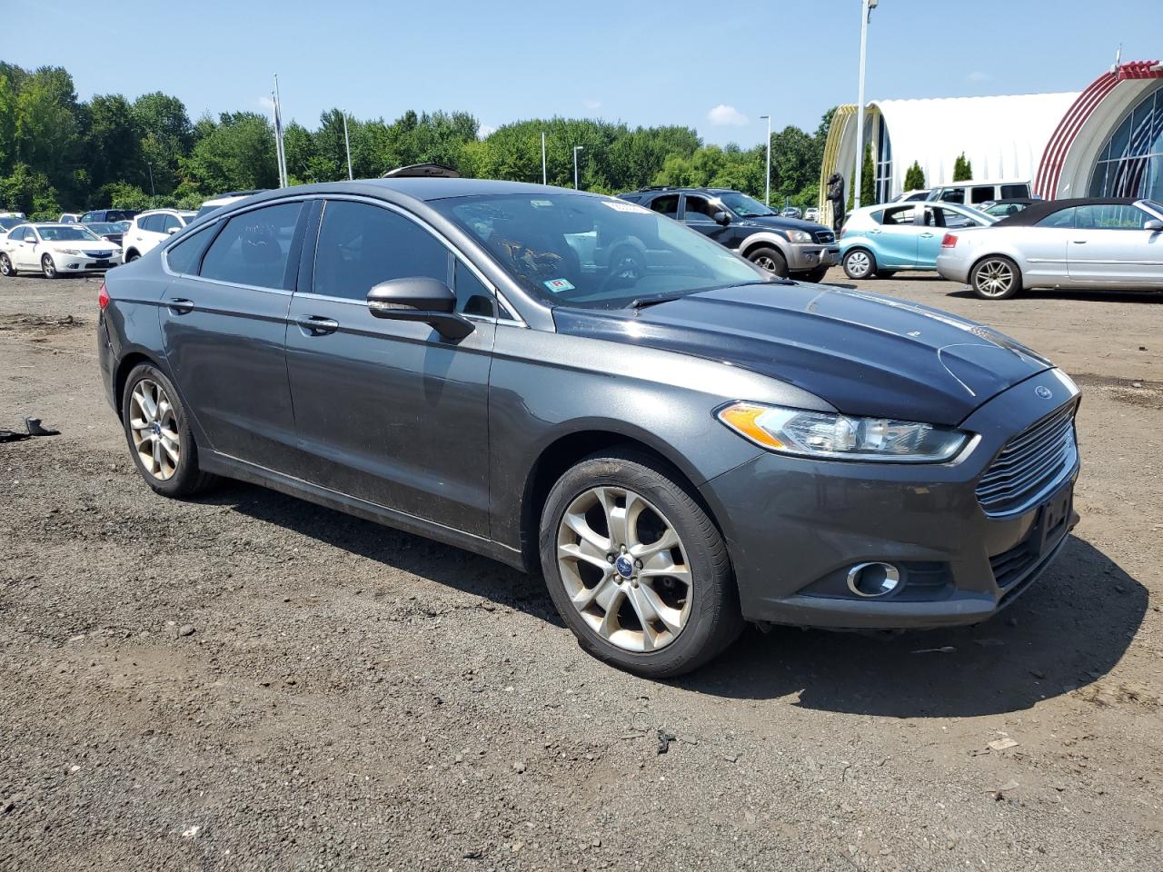 FORD FUSION SE