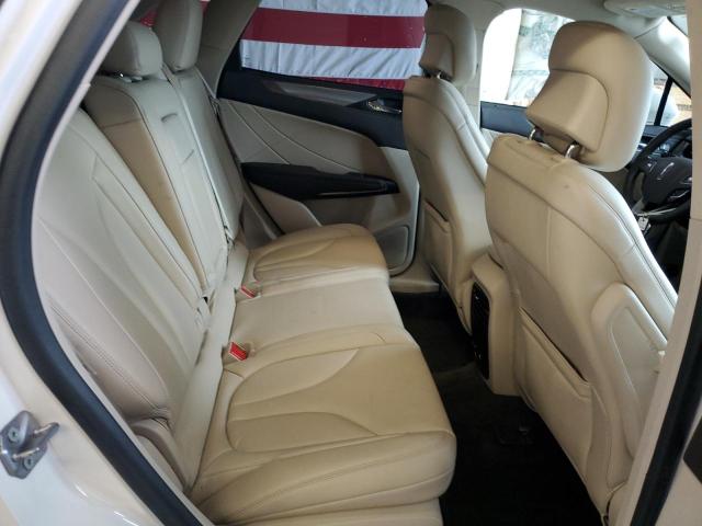 2018 LINCOLN MKC PREMIE 5LMCJ1C91JUL20425
