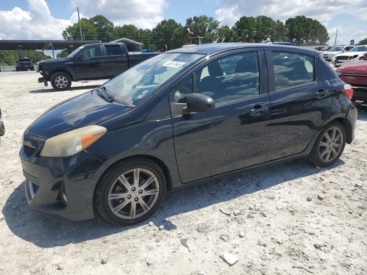 TOYOTA YARIS