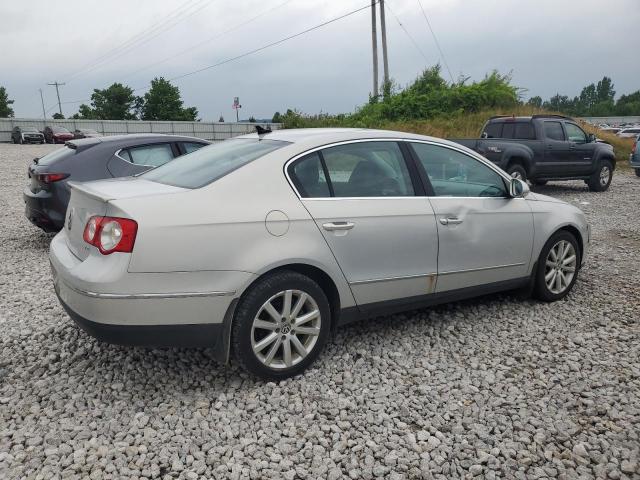2010 VOLKSWAGEN PASSAT KOM - WVWJK7AN3AE164056
