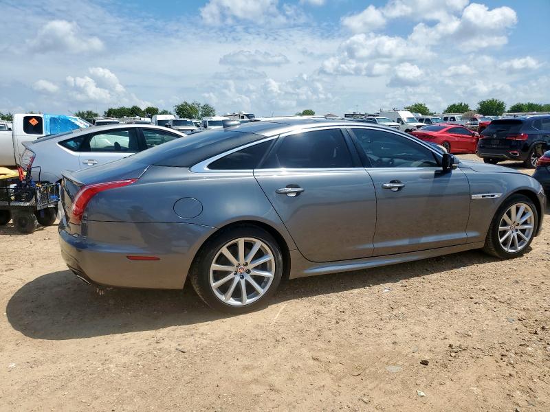 2017 JAGUAR XJ SAJWA1C74H8W09063