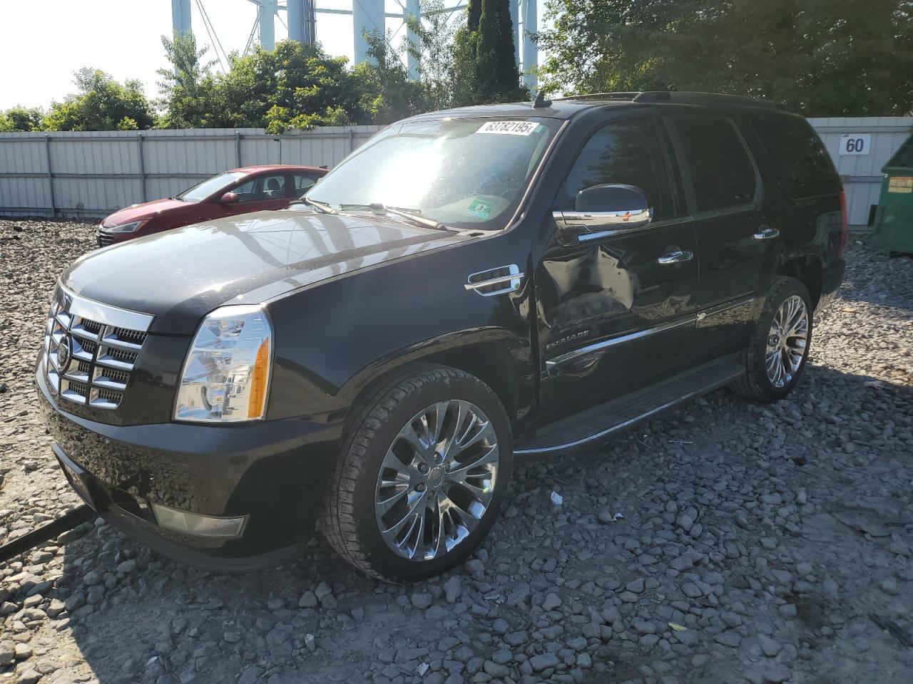 CADILLAC ESCALADE LUXURY