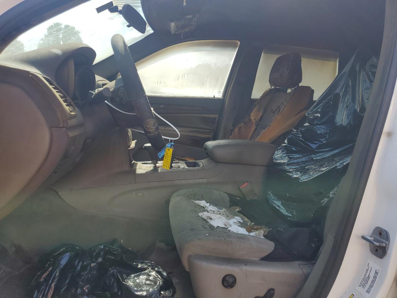 JEEP GRAND CHEROKEE LAREDO