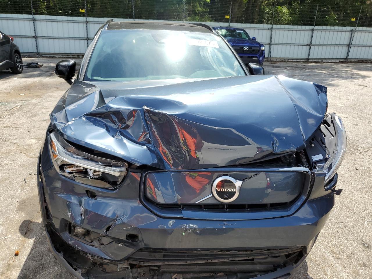 VOLVO XC40 P8 RECHARGE PLUS