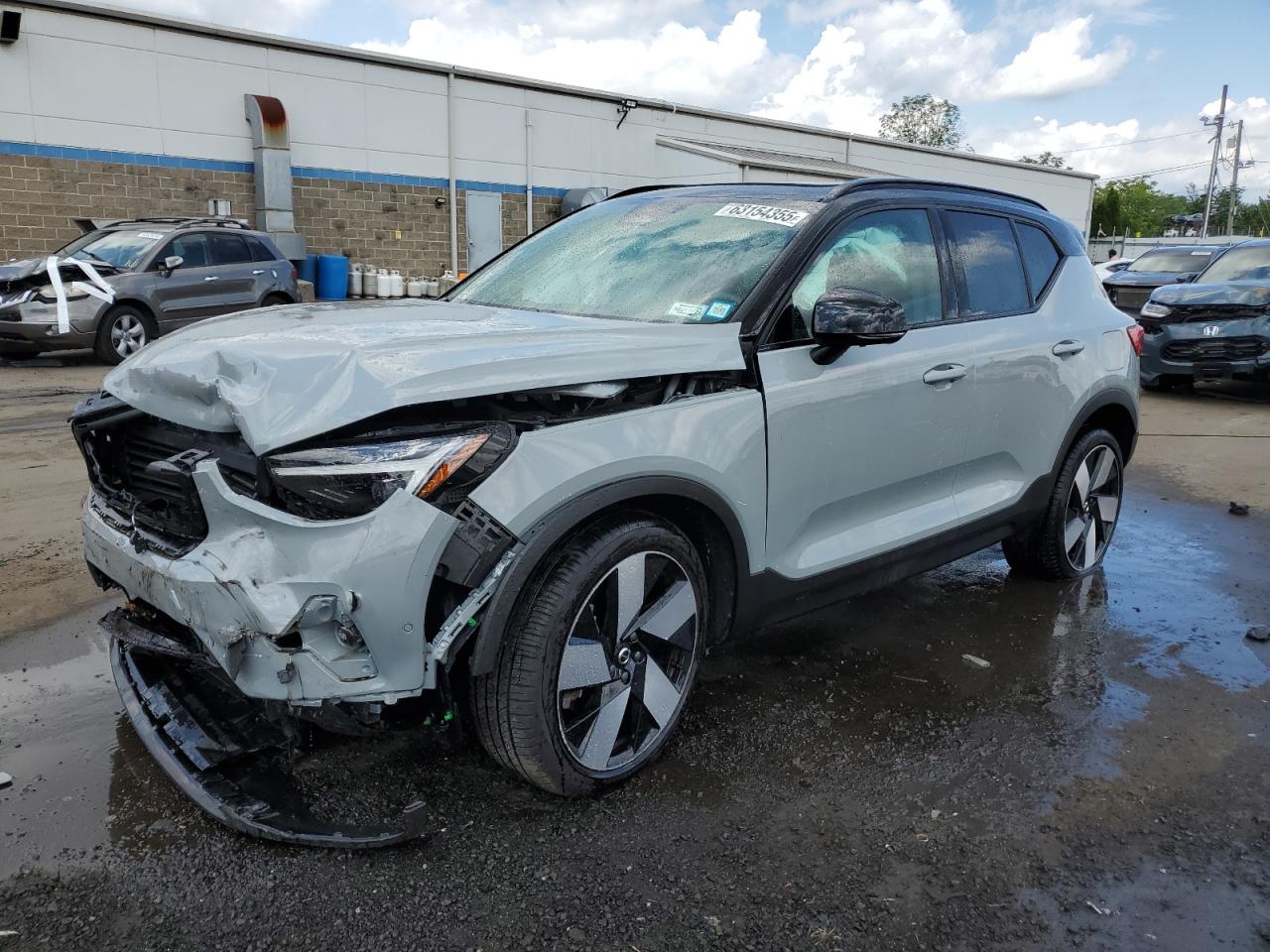 VOLVO XC40 RECHARGE PLUS
