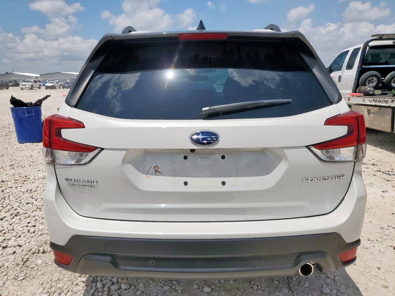 SUBARU FORESTER LIMITED