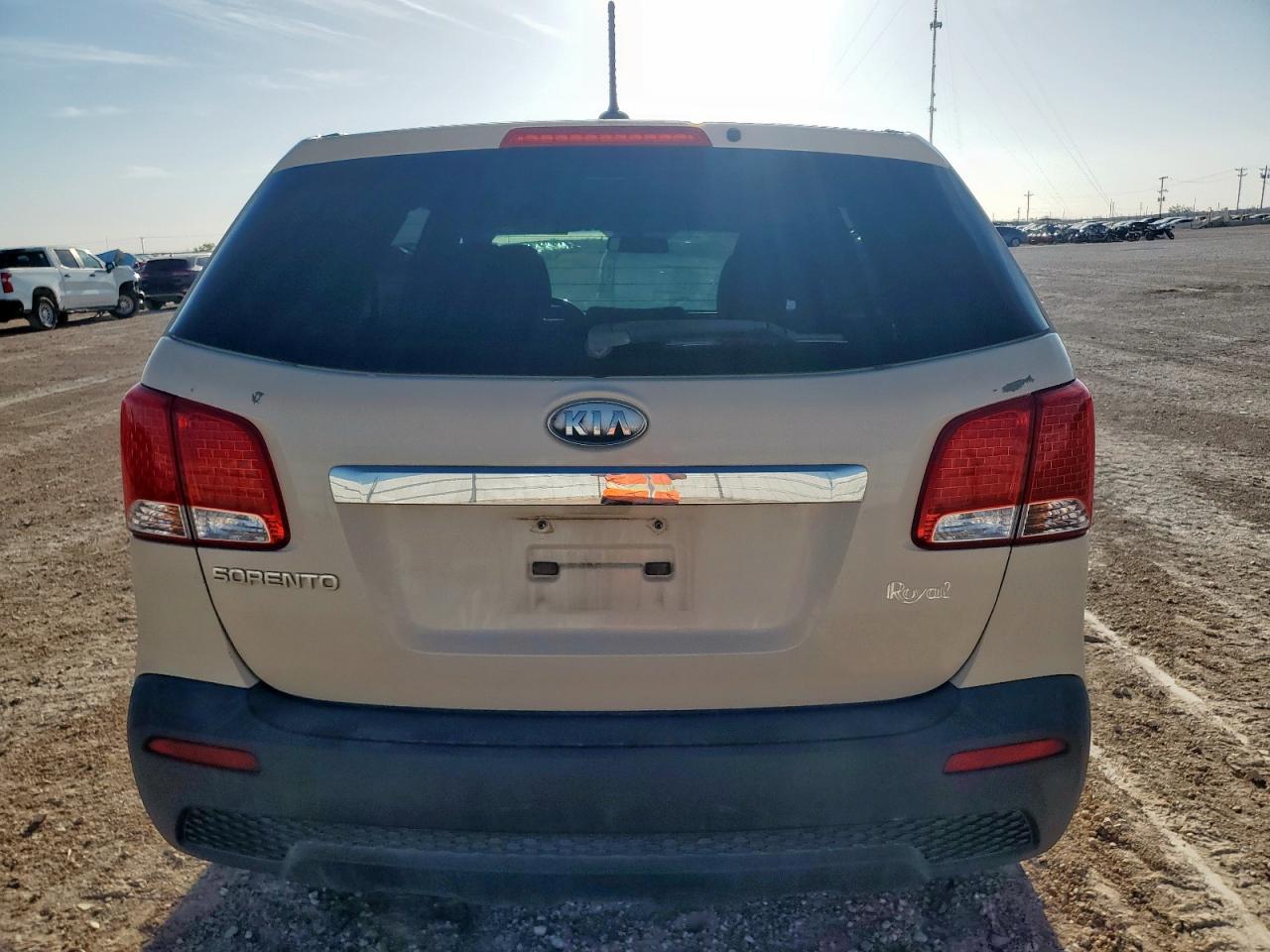 KIA SORENTO BASE