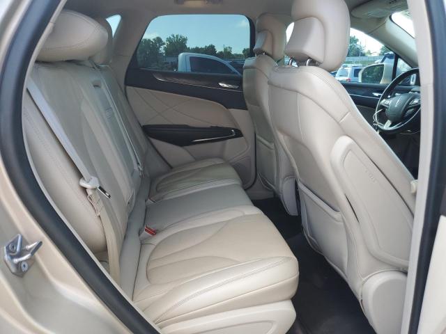 2017 LINCOLN MKC RESERV 5LMCJ3C9XHUL72173