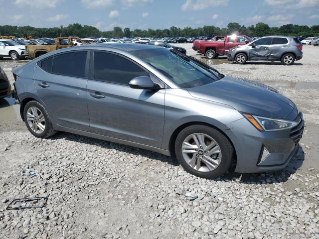 2019 HYUNDAI ELANTRA SE KMHD84LF0KU770062