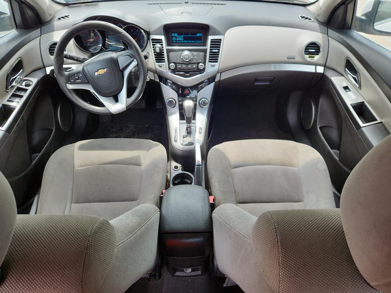 CHEVROLET CRUZE LT