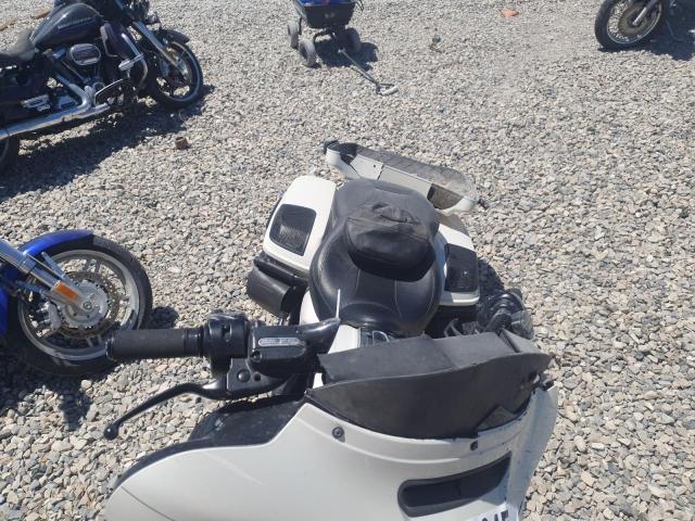 2015 HARLEY-DAVIDSON FLHXS STRE 1HD1KRM1XFB633719