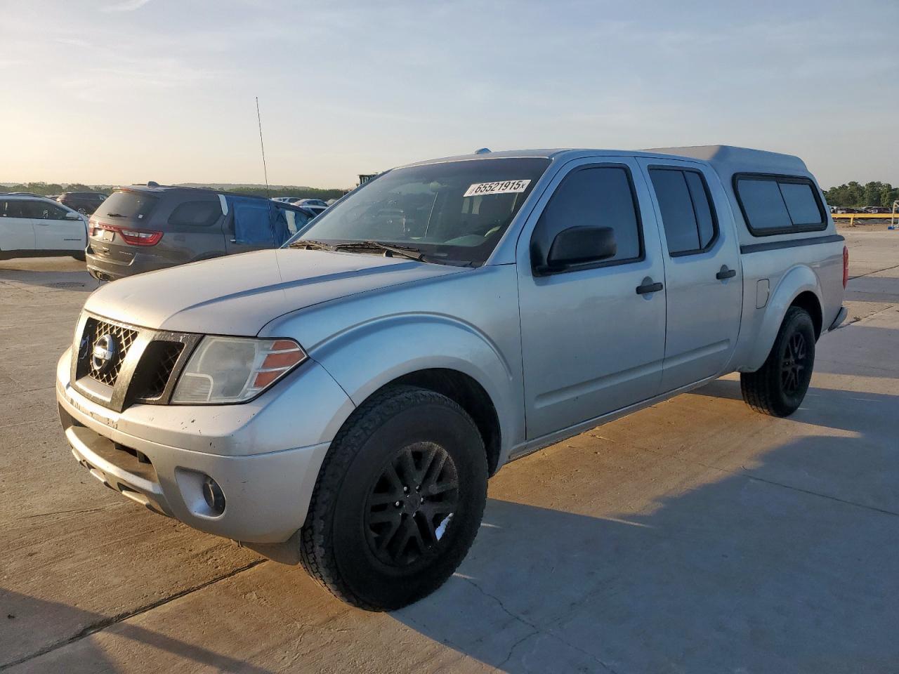 NISSAN FRONTIER SV