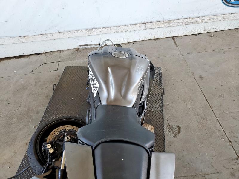 2018 YAMAHA YZFR6 C JYARJ28Y3JA001290