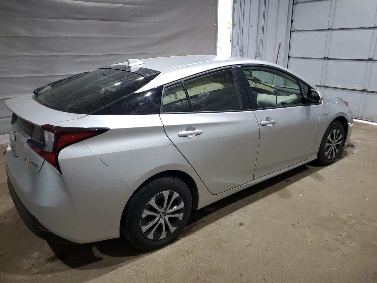 TOYOTA PRIUS LE