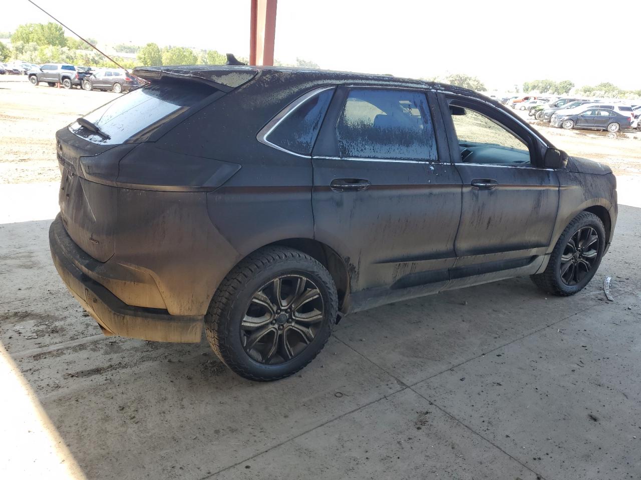 FORD EDGE TITANIUM