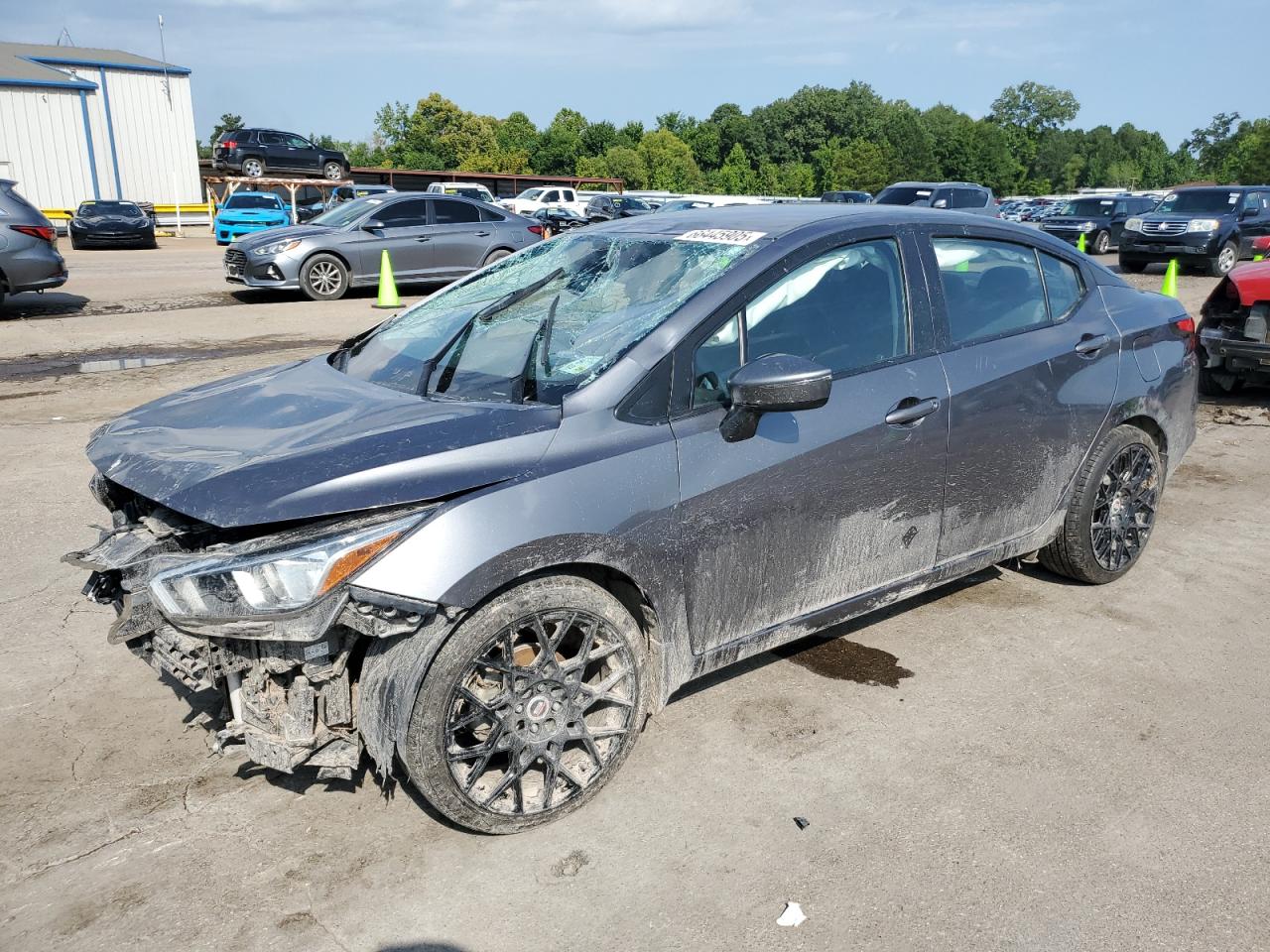 NISSAN VERSA SV