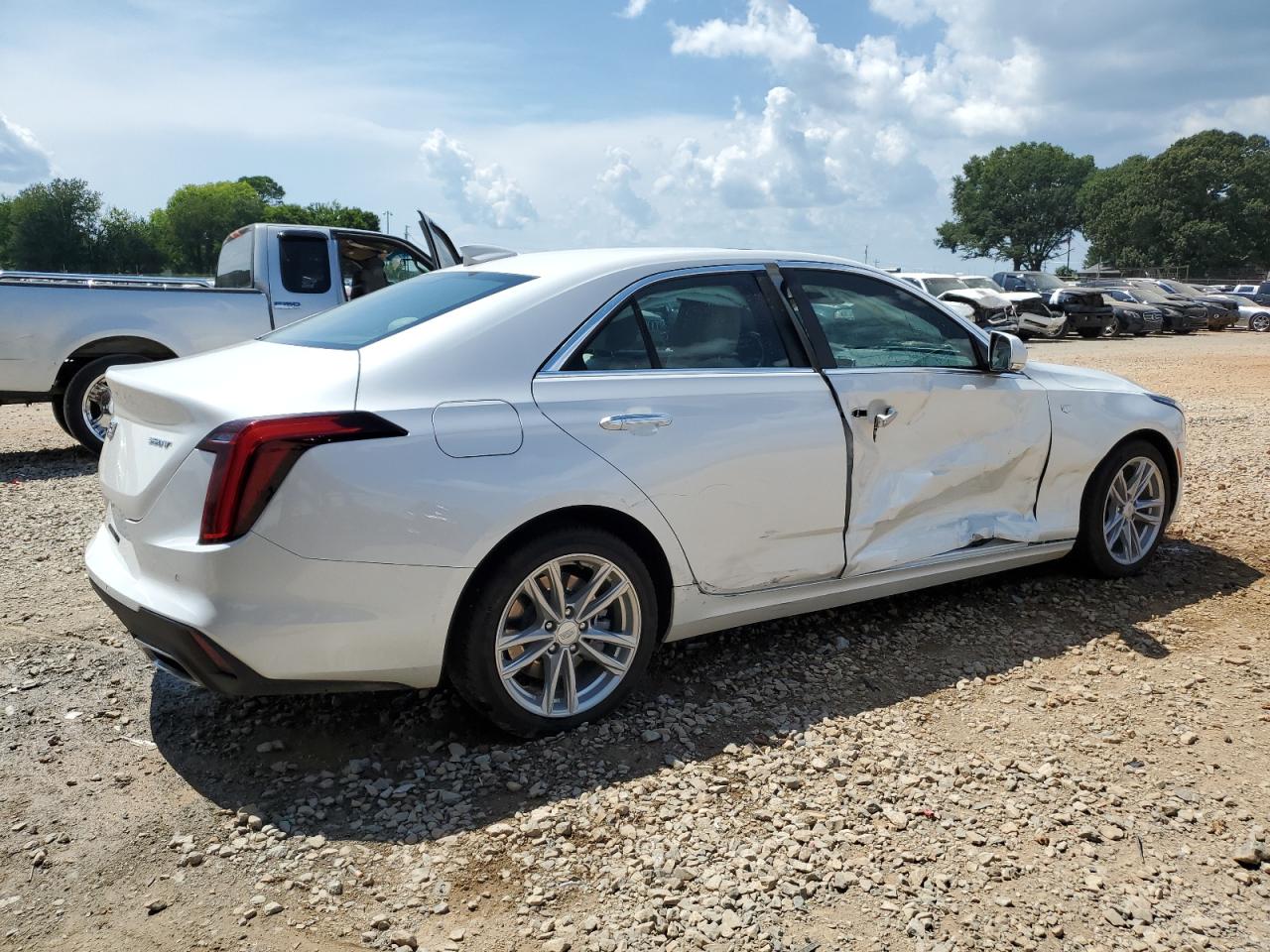 CADILLAC CT4 LUXURY +