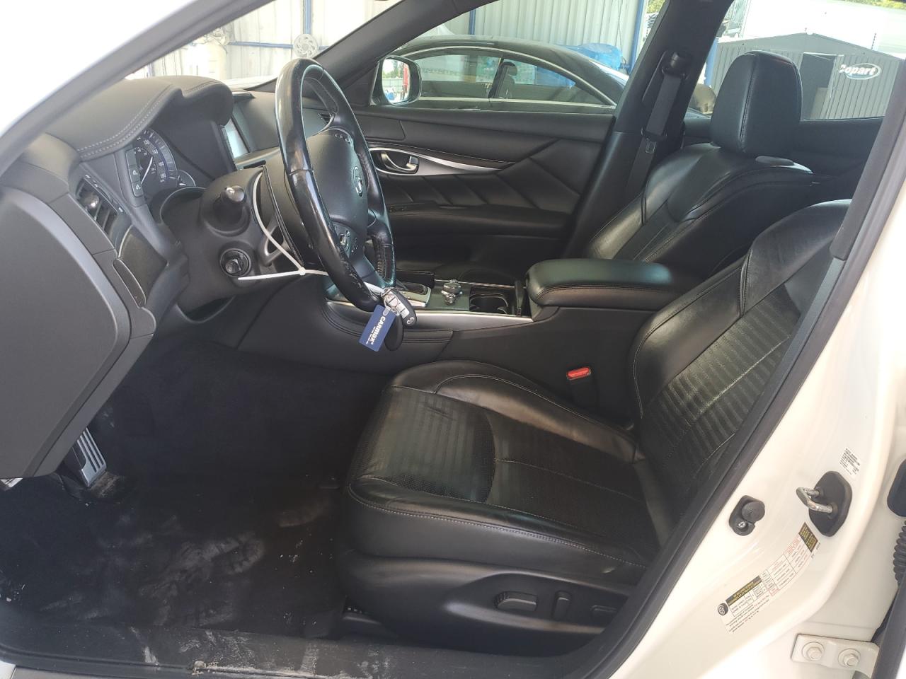 INFINITI Q70 3.7 LUXE