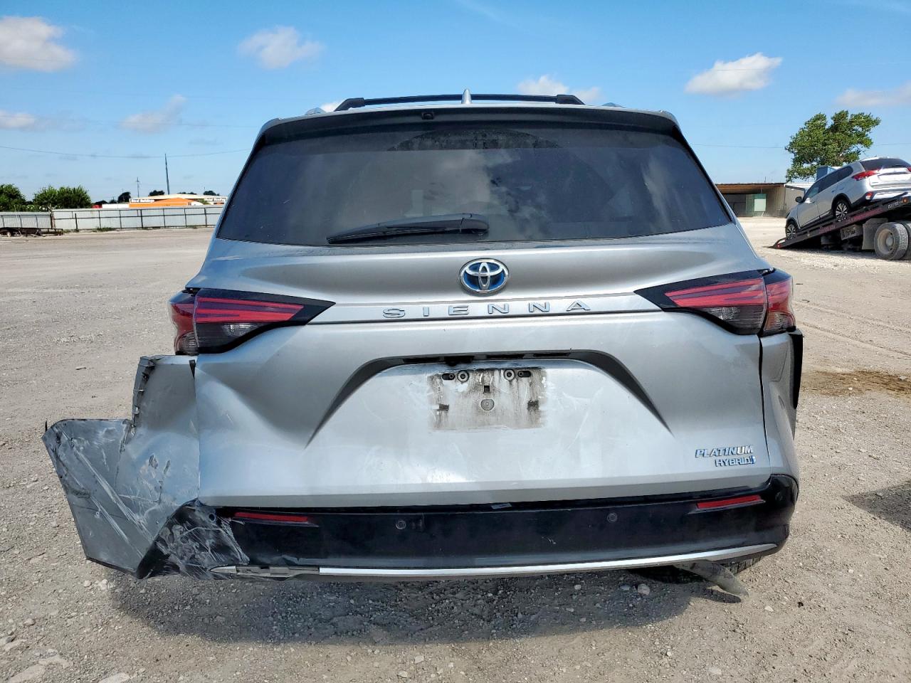 TOYOTA SIENNA LIMITED