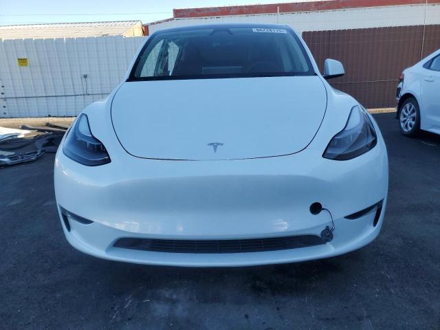 2024 TESLA MODEL Y 7SAYGDEEXRA268675