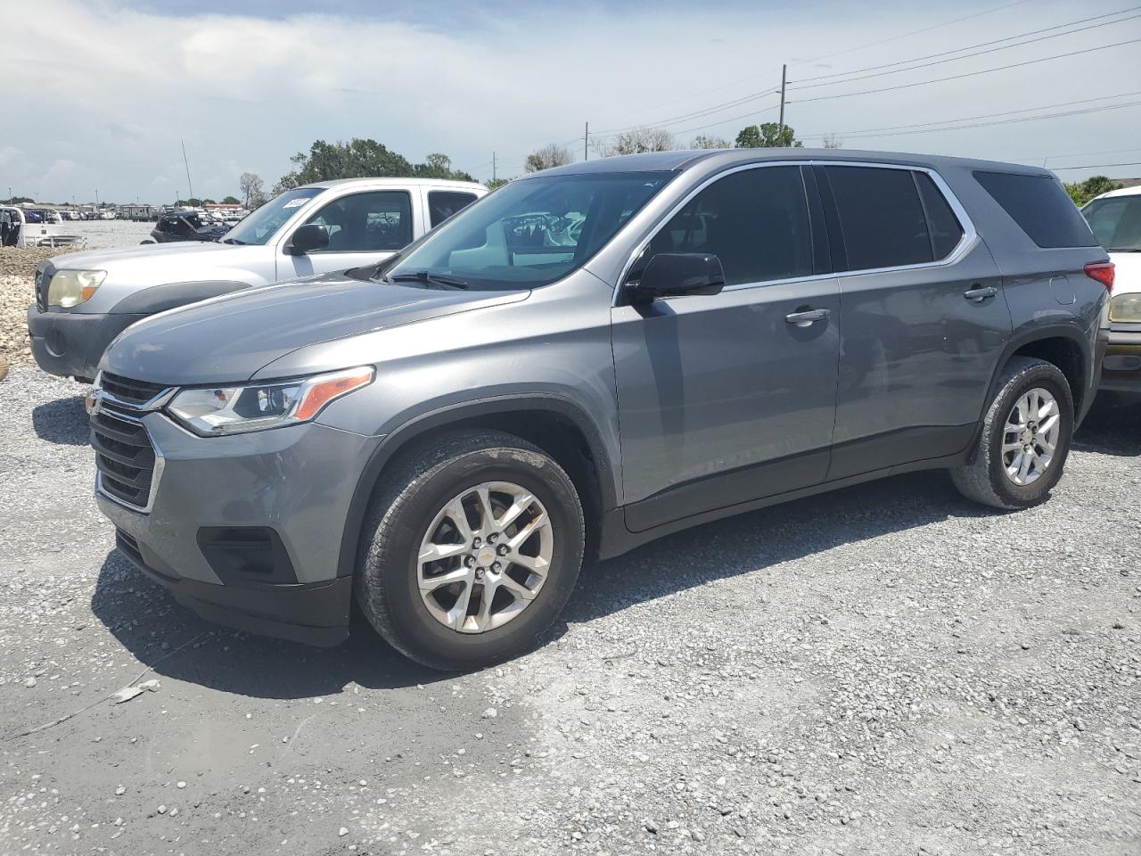 CHEVROLET TRAVERSE LS