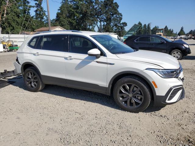 2023 VOLKSWAGEN TIGUAN SE 3VV2B7AX7PM098685