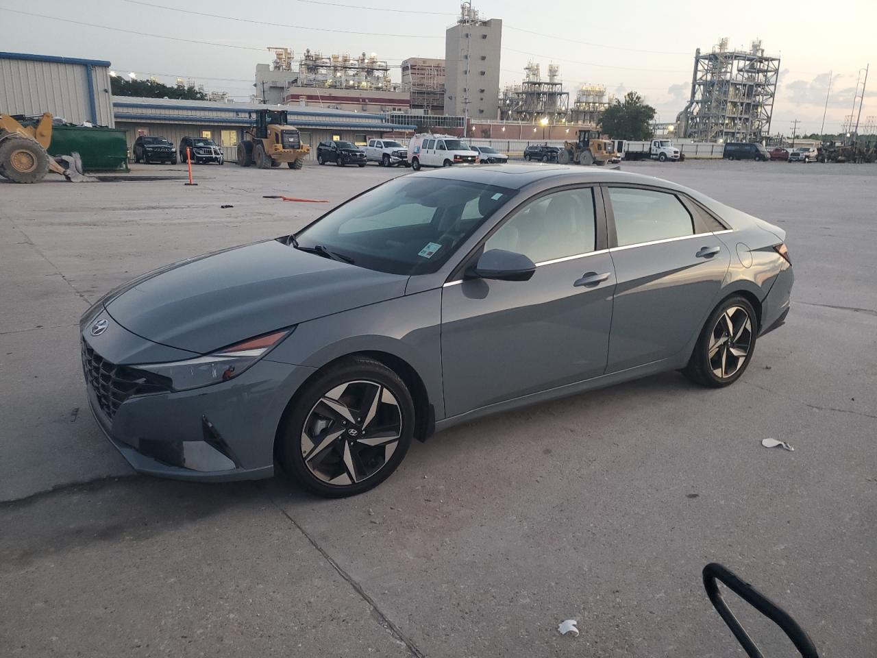 HYUNDAI ELANTRA LIMITED