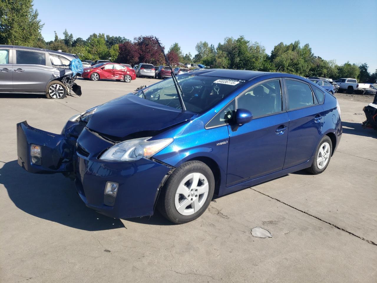 TOYOTA PRIUS