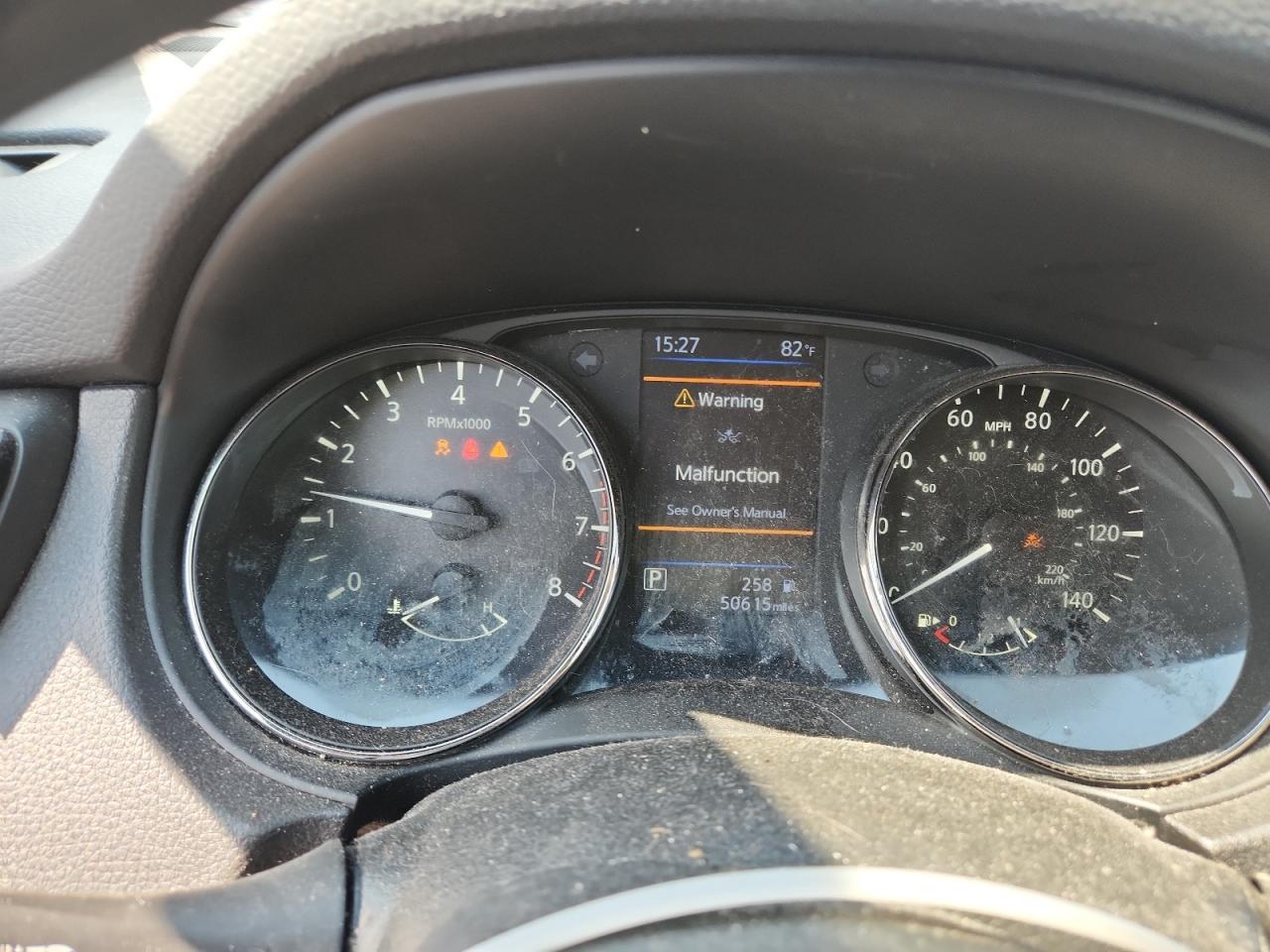 NISSAN ROGUE SPORT S