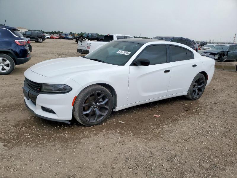 Vin: 2c3cdxhg8fh725284, lot: 63679245, dodge charger sxt 2015 img_1
