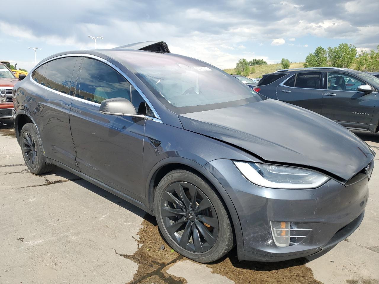 TESLA MODEL X