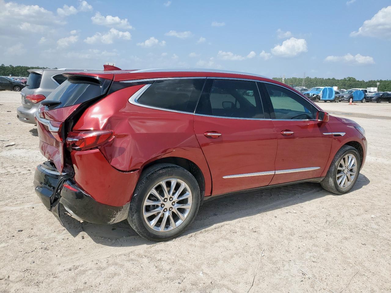 BUICK ENCLAVE ESSENCE