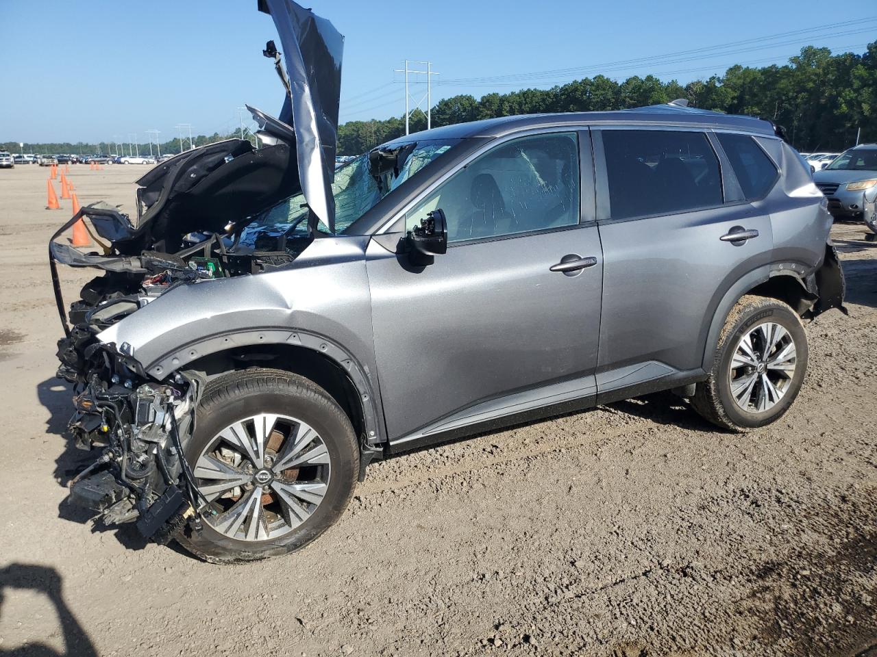 NISSAN ROGUE SV