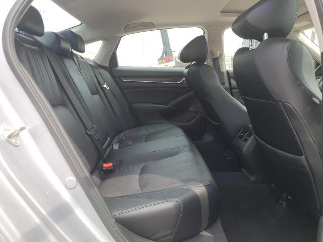 2018 HONDA ACCORD TOU 1HGCV1F9XJA119729