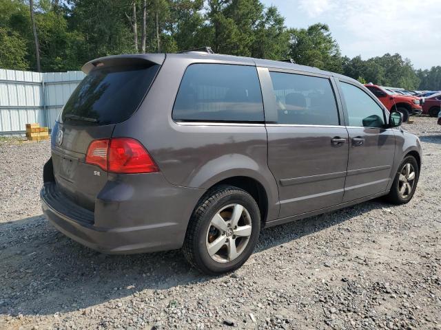 2011 VOLKSWAGEN ROUTAN SE - 2V4RW3DG5BR670723