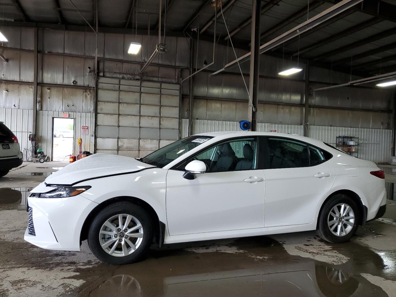 TOYOTA CAMRY XSE