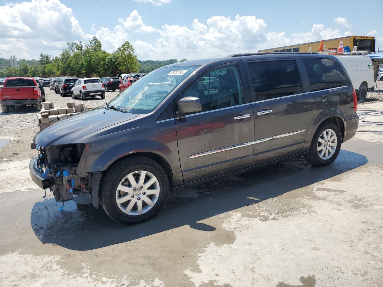 CHRYSLER TOWN & COUNTRY TOURING