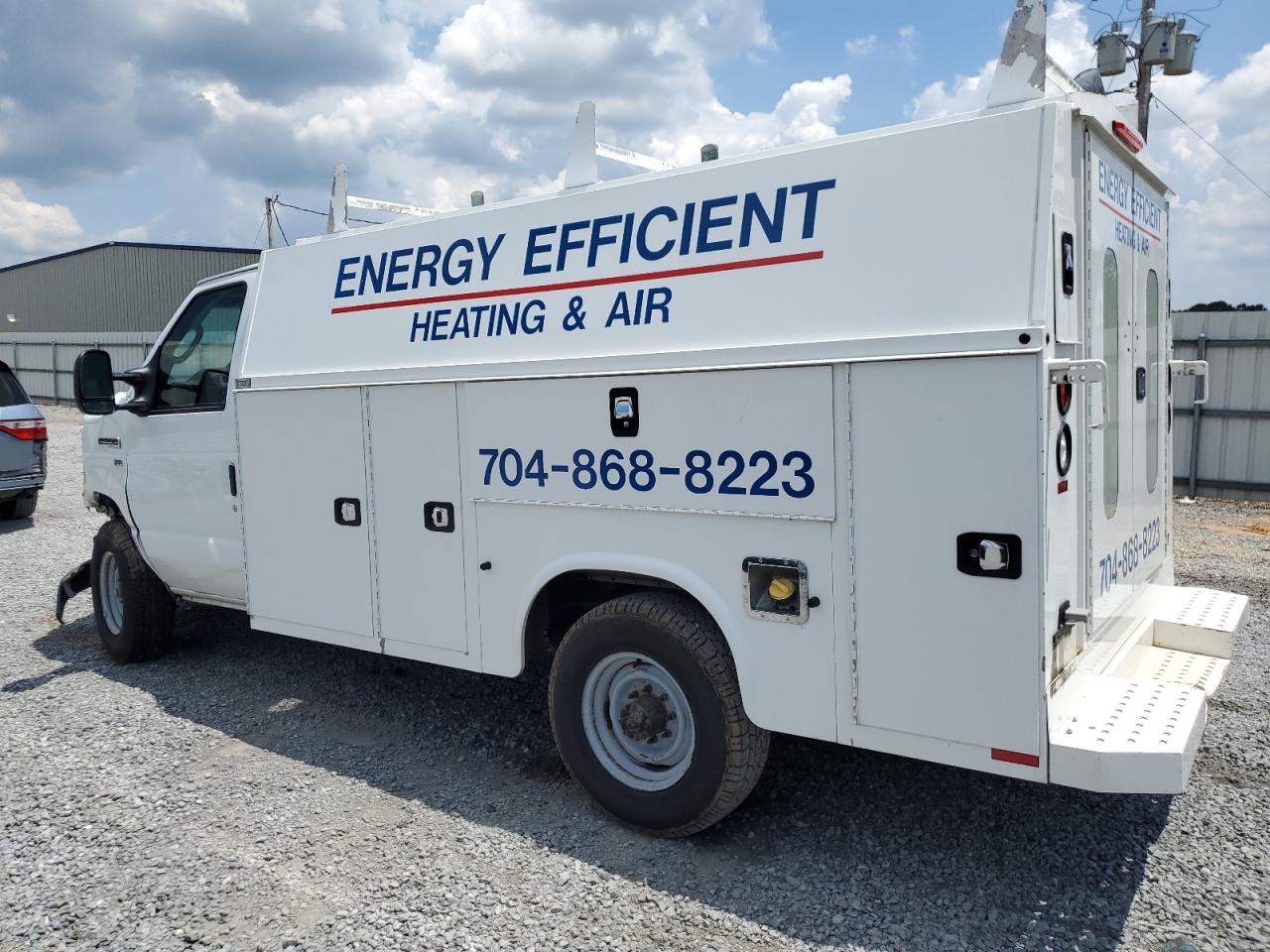 FORD ECONOLINE E350 SUPER DUTY CUTAWAY VAN