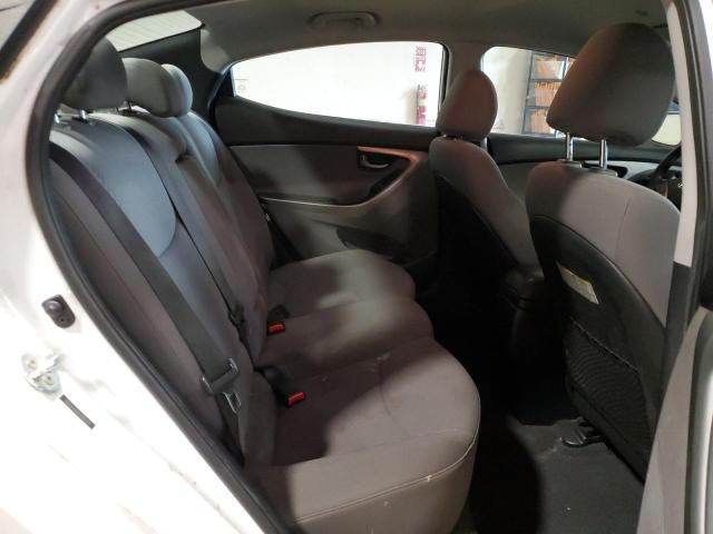 2015 HYUNDAI ELANTRA SE 5NPDH4AE8FH582372
