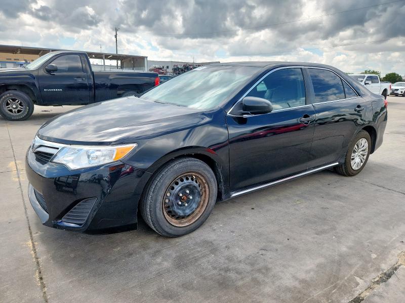 TOYOTA CAMRY BASE