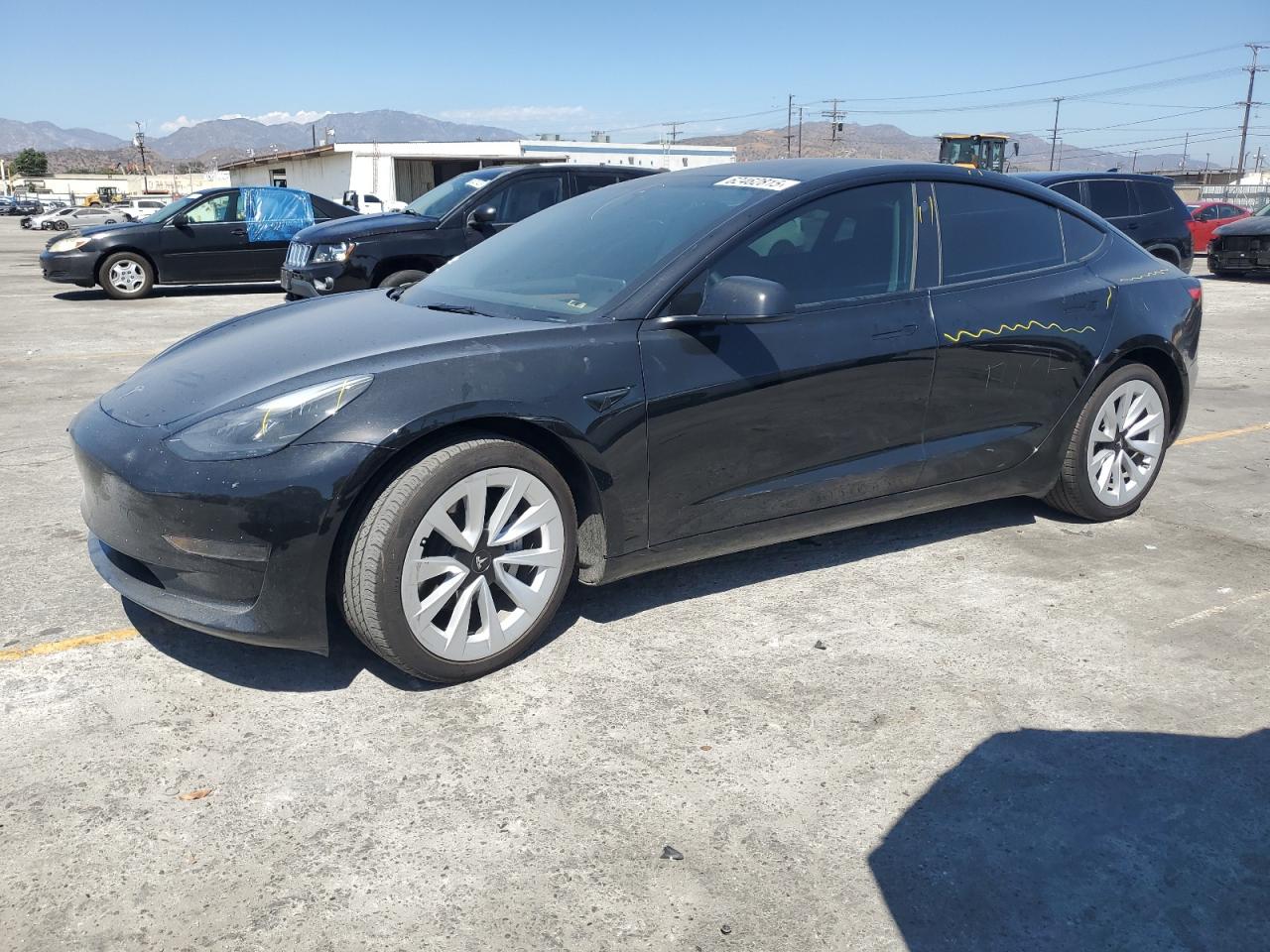 TESLA MODEL 3