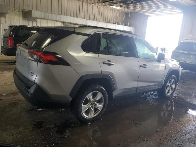2021 TOYOTA RAV4 XLE 2T3P1RFV0MC190016