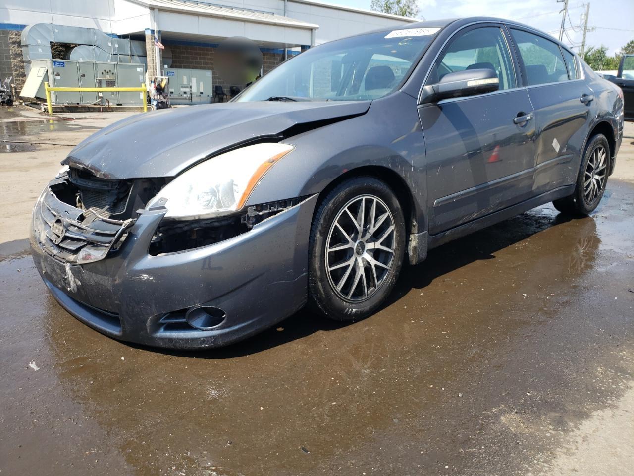 NISSAN ALTIMA SR
