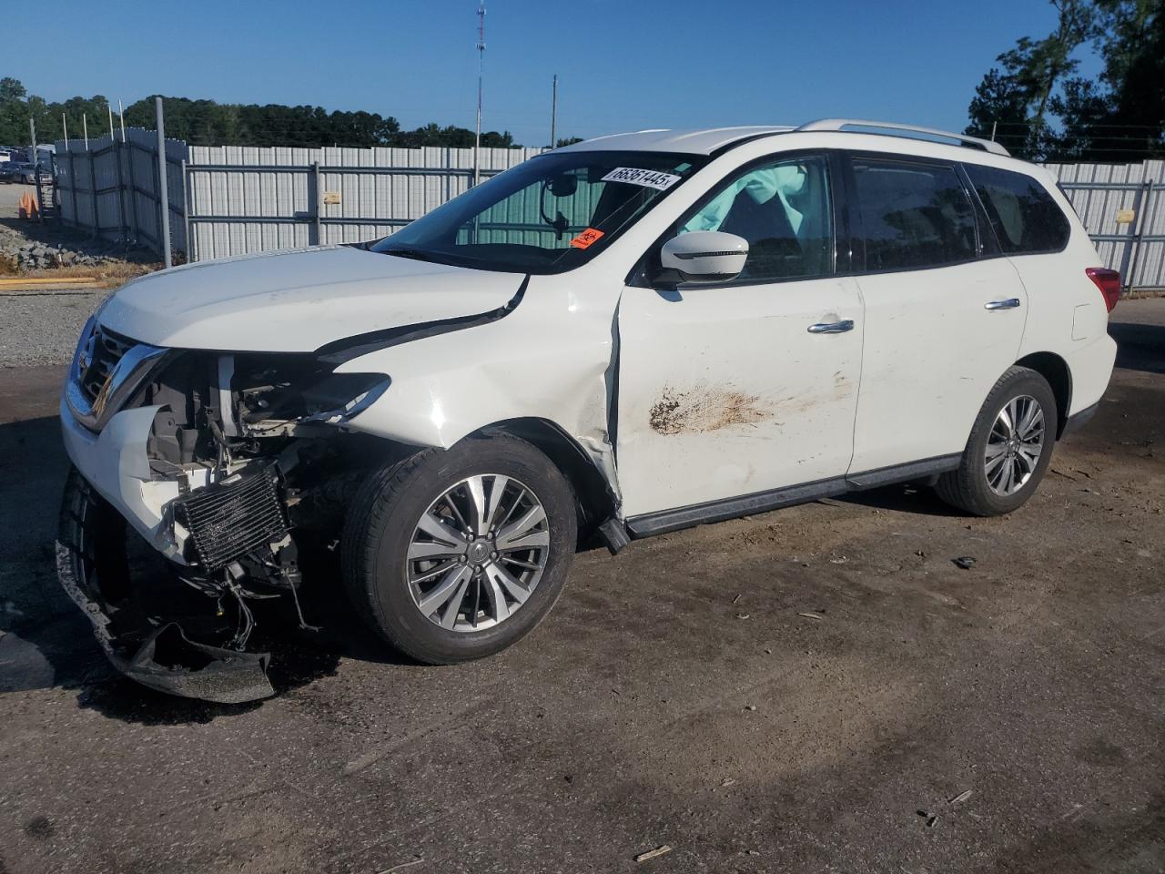 NISSAN PATHFINDER SV