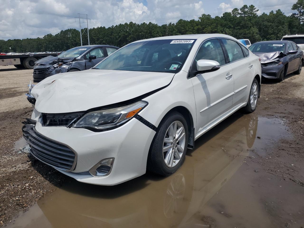 TOYOTA AVALON XLE