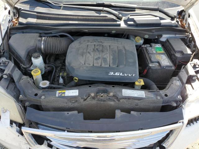 2013 CHRYSLER TOWN & COU - 2C4RC1GG8DR588412