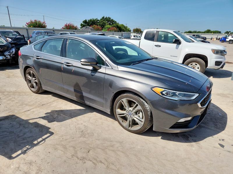 2017 FORD FUSION SPO 3FA6P0VP2HR163438