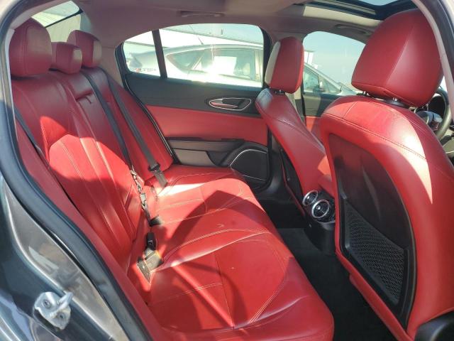 2018 ALFA ROMEO GIULIA Q4 ZARFAEDN0J7575174